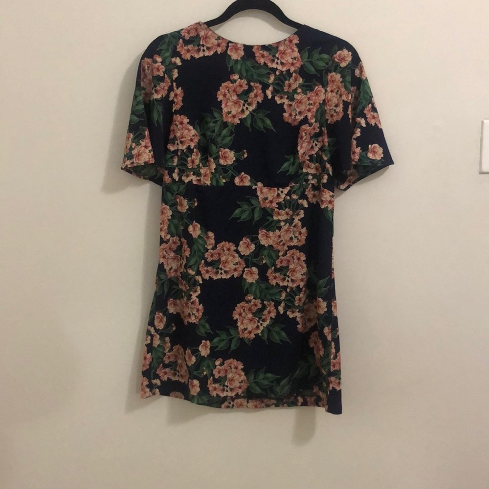 FLORAL SUMMER MINIDRESS